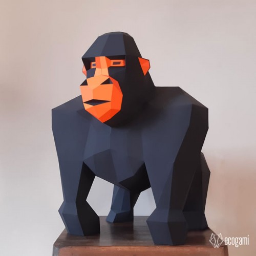 Gor, the gorilla papercraft