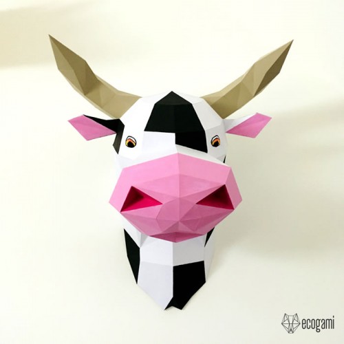Cow trophy papercraft