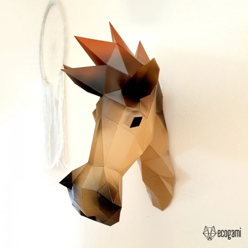 Funny horse trophy papercraft