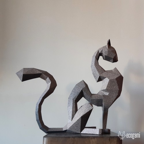 Egyptian cat sculpture 