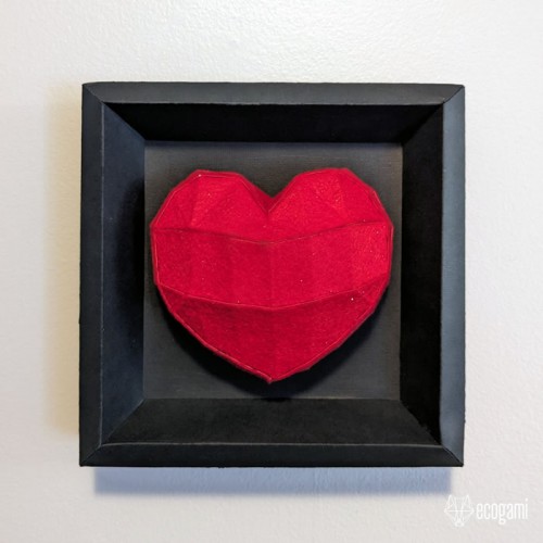 Framed heart papercraft