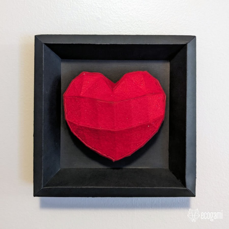 Free framed heart papercraft template