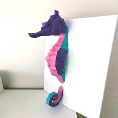 Papercraft seahorse by Veronica